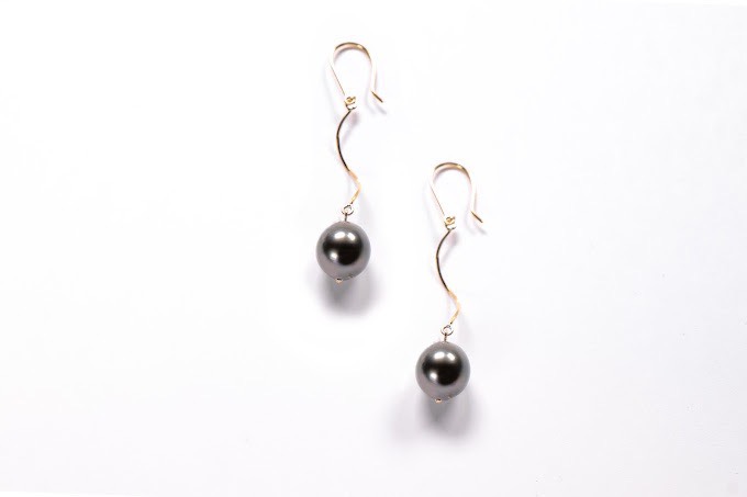 ピアス